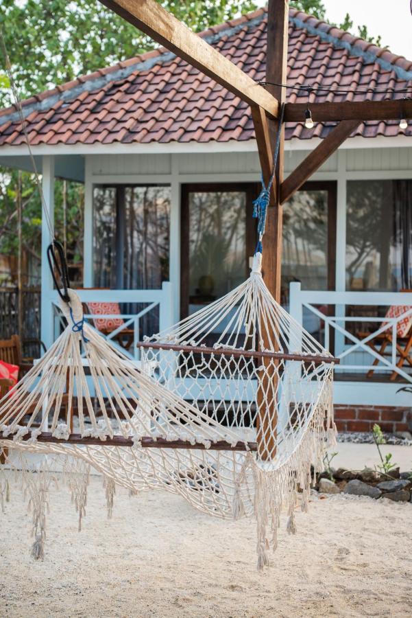 The High Dive Gili Gede By Ultimate Resorts Exteriör bild