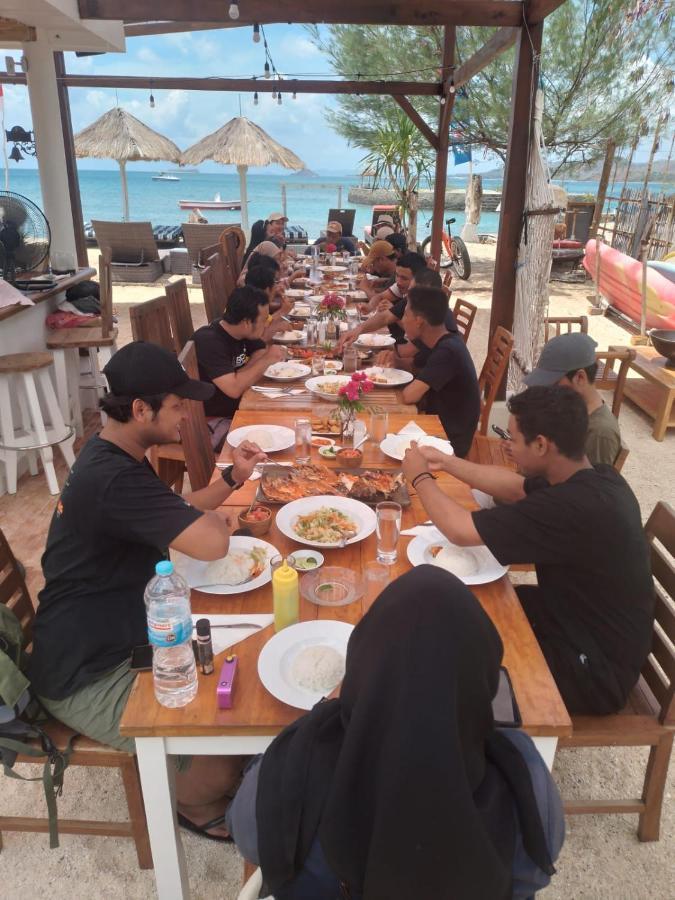 The High Dive Gili Gede By Ultimate Resorts Exteriör bild