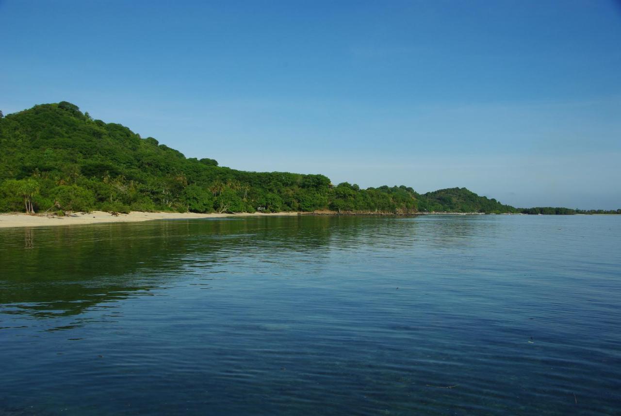 The High Dive Gili Gede By Ultimate Resorts Exteriör bild